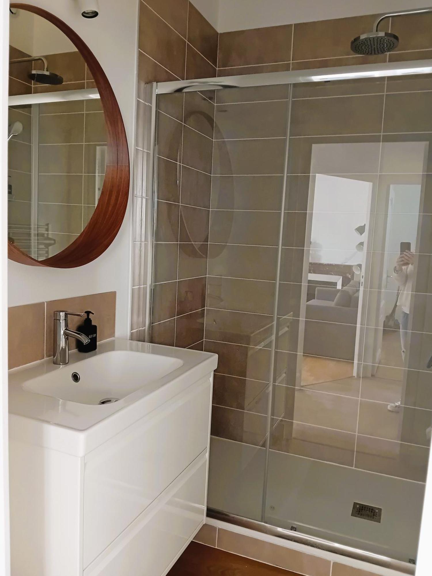 101 - Appart Renove Avec 1 Chambre Spacieuse - Tram Et Clinique Mutualiste A 1 Min Grenoble Exteriör bild